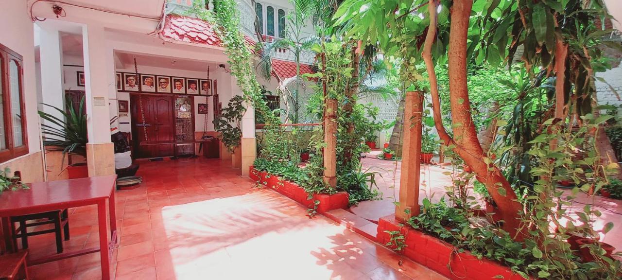 Daphne Hotel Mahabalipuram Buitenkant foto