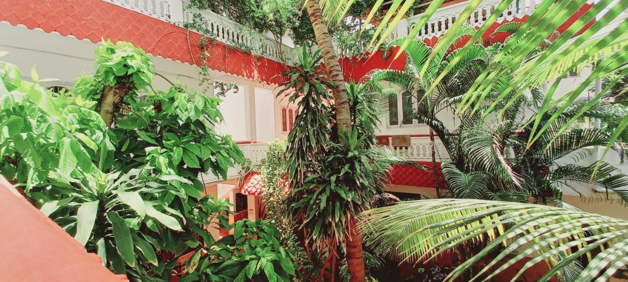 Daphne Hotel Mahabalipuram Buitenkant foto