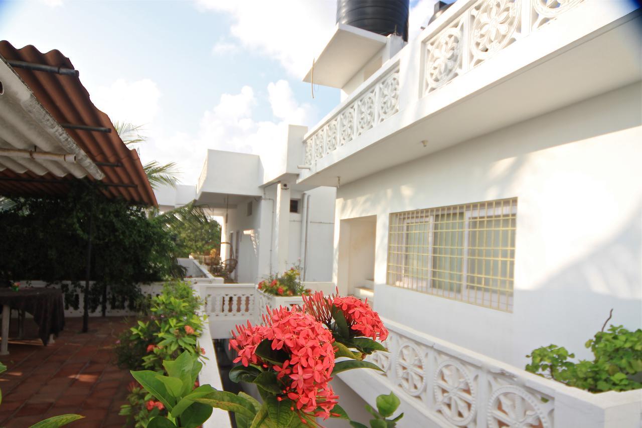 Daphne Hotel Mahabalipuram Buitenkant foto